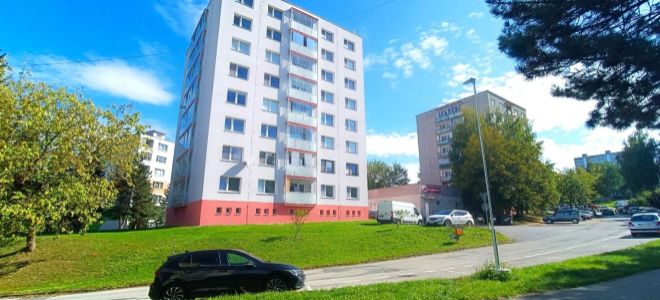 Slnečný a zrekonštruovaný 3 izb.byt s balkónom, 72 m2 - Rozkvet, Považská Bystrica