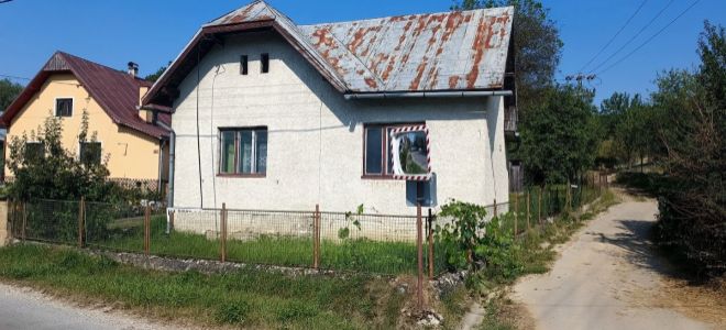 Predaj staršieho rodinného domu v pôvodnom stave na pozemku 752 m2 - Štiavnik, Bytča