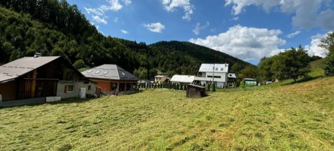 Predaj veľkého pozemku na výstavbu rod.domu, 1489 m2 - Štiavnik, Bytča